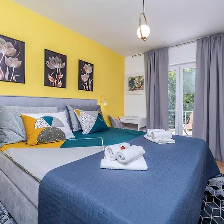 Front In Tatil Evi