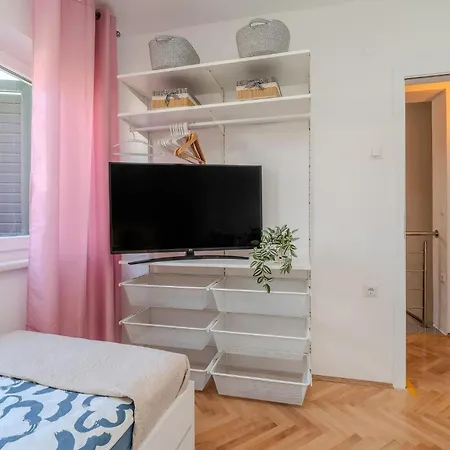 Tatil Evi Front In *