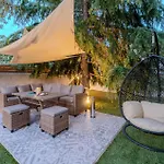3 Bedroom Beautiful In Vakantiehuis Zadar