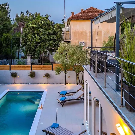 Holiday home Gorgeous In With Indoor Swimming Pool