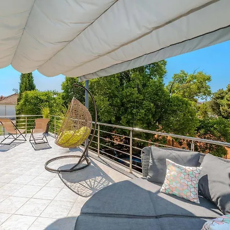 Holiday home Gorgeous In With Indoor Swimming Pool Zadar