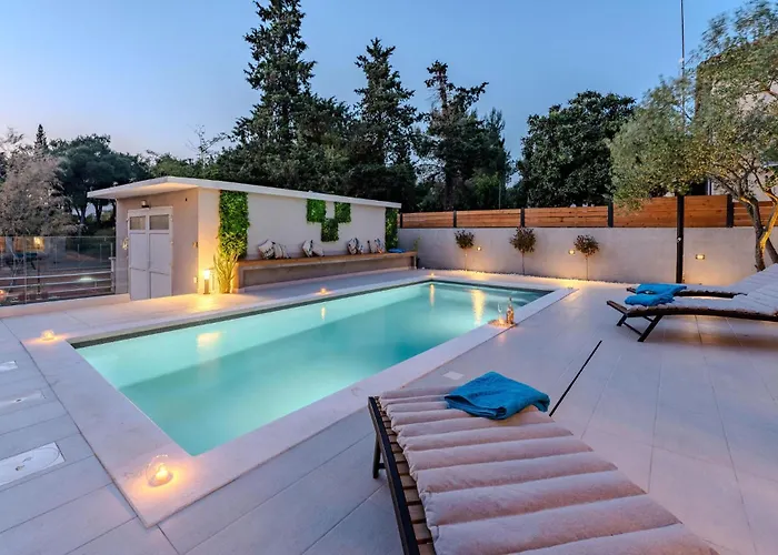 度假居 3 Bedroom Beautiful In 扎达尔