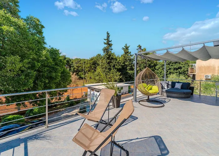 3 Bedroom Beautiful In 度假居 扎达尔